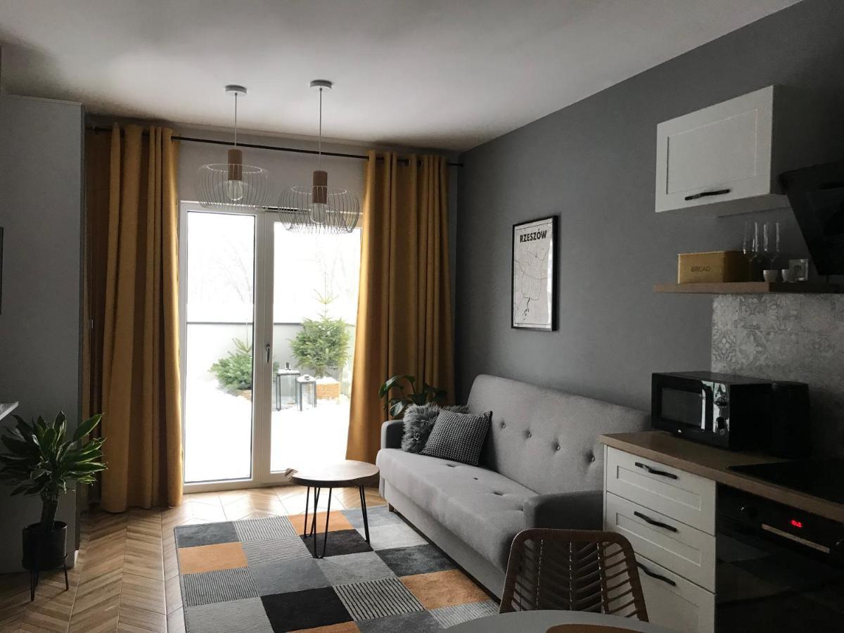 Capital Towers Rzeszow, Free Parking, Terrace *
